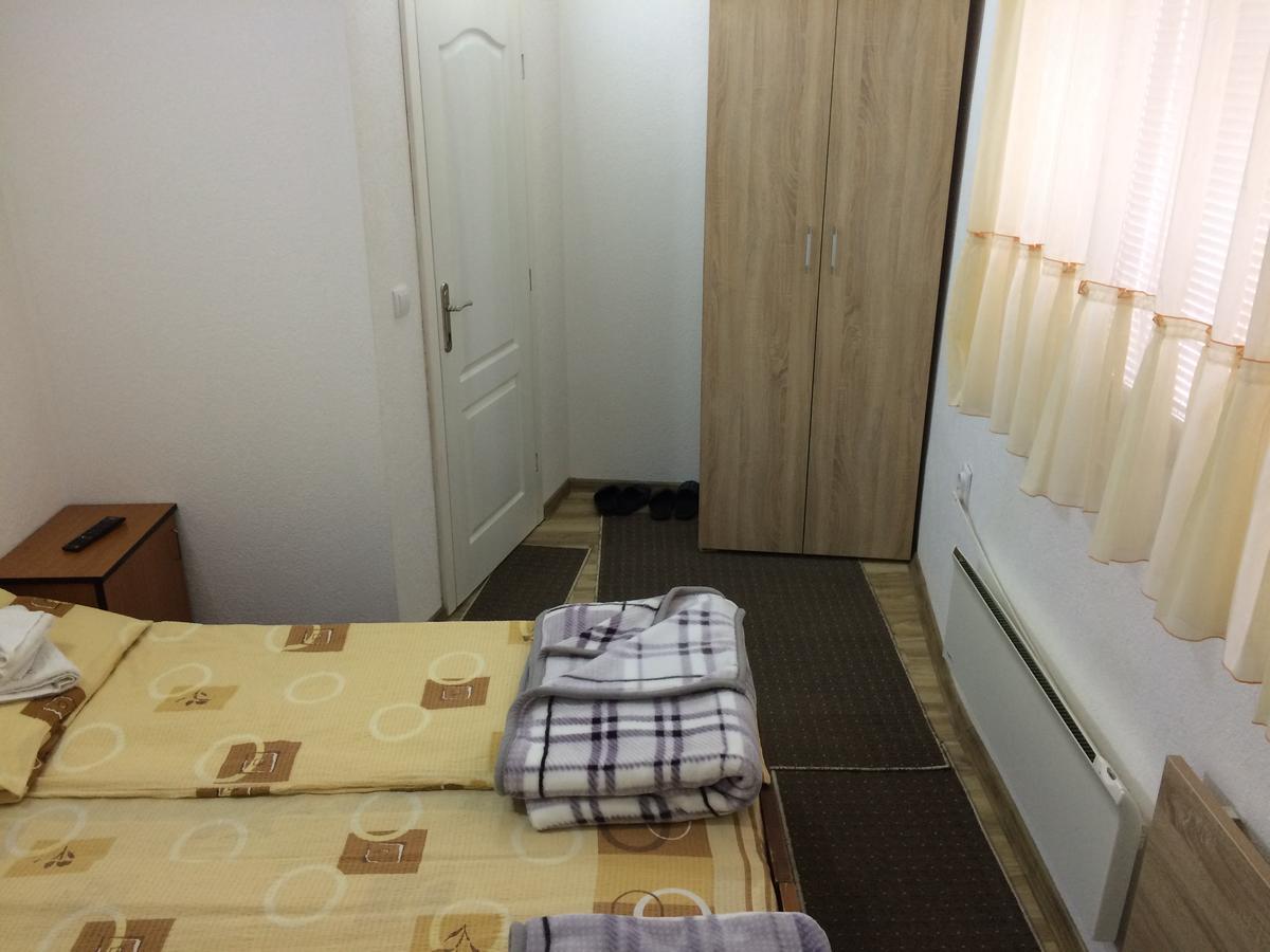 Mico Ficher Kop Kopaonik Luaran gambar