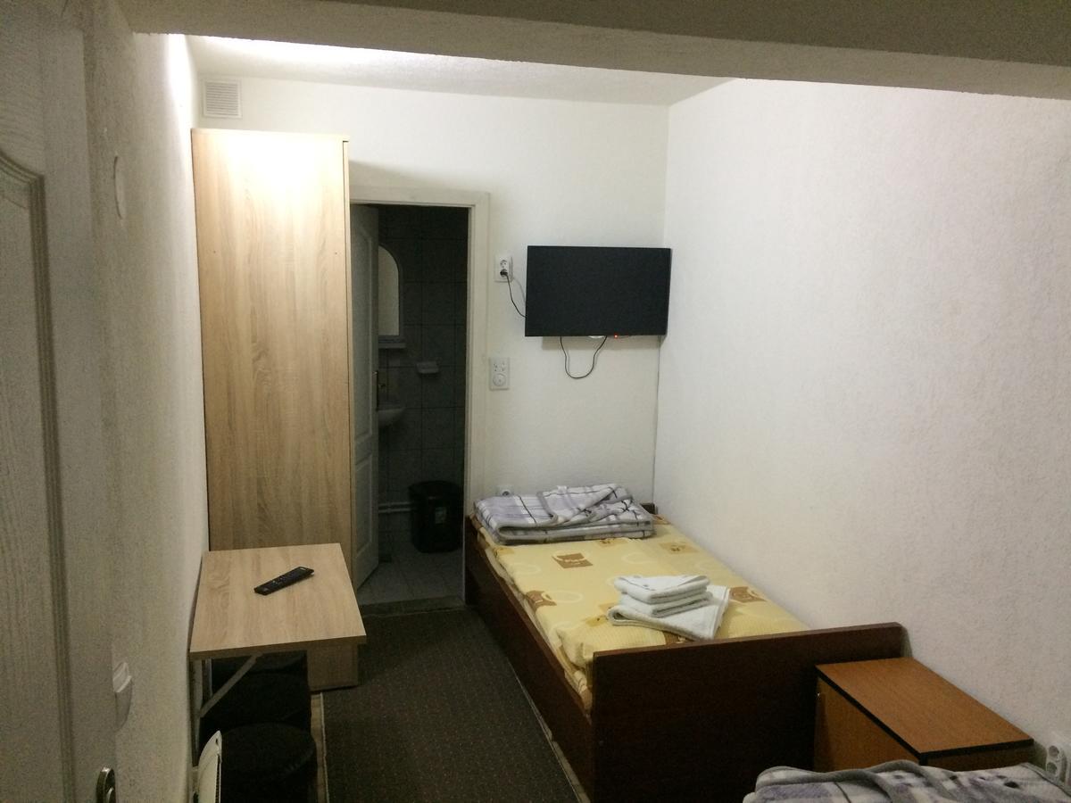 Mico Ficher Kop Kopaonik Luaran gambar